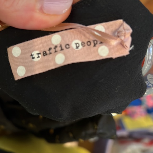 Black & Gold Sequins ruffle tiered Havana Dress by Traffic People Medium NWT - Picture 9 of 13